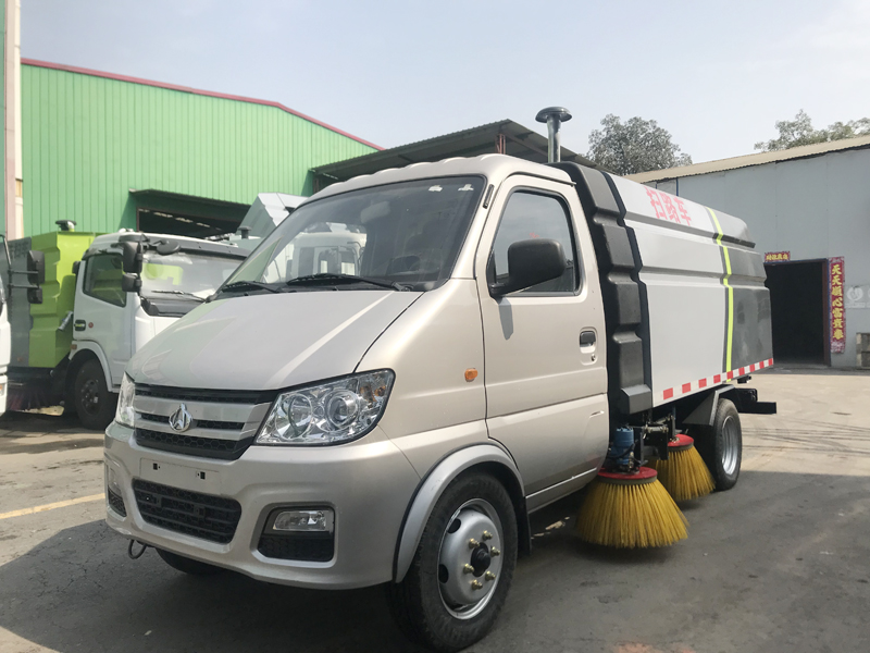 中潔牌XZL5032TSL6型掃路車(chē)