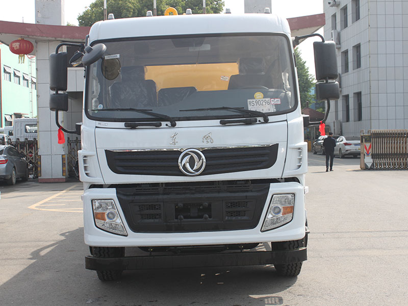 中潔牌XZL5186GXW6型吸污車(chē)