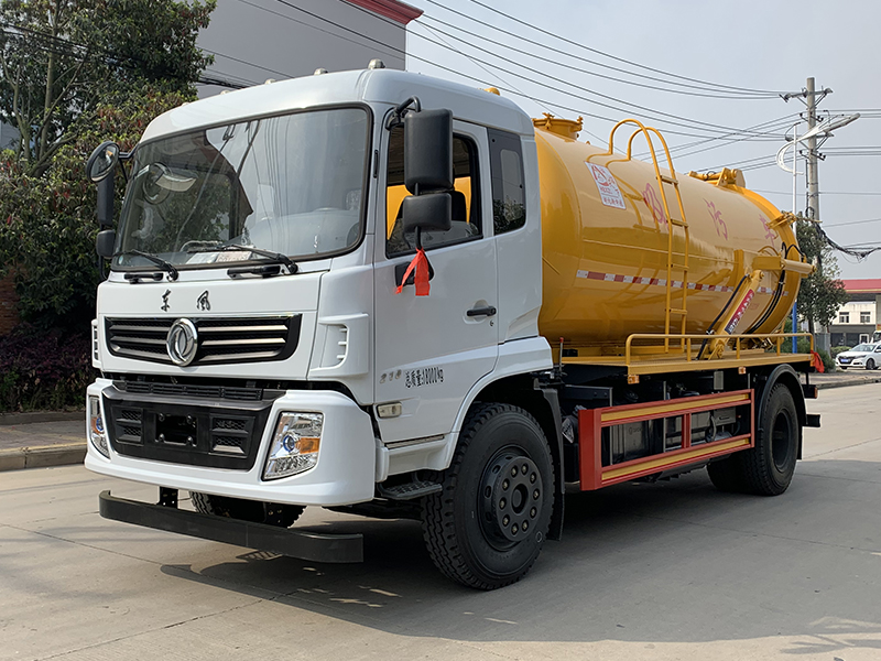 中潔牌XZL5186GXW6型吸污車(chē)